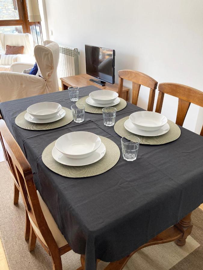 Apartamento Tarmanones Escarrilla Luaran gambar