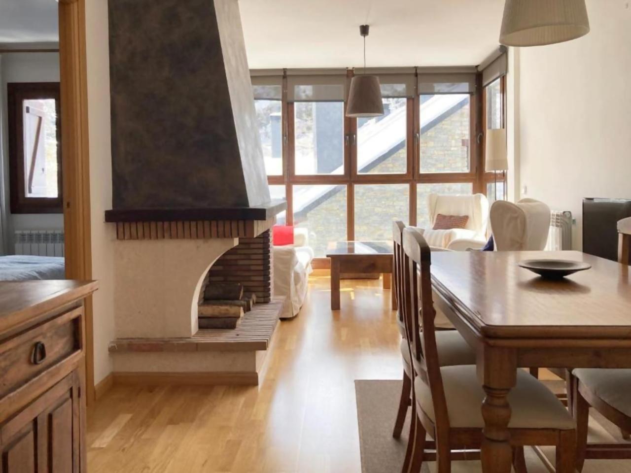 Apartamento Tarmanones Escarrilla Luaran gambar
