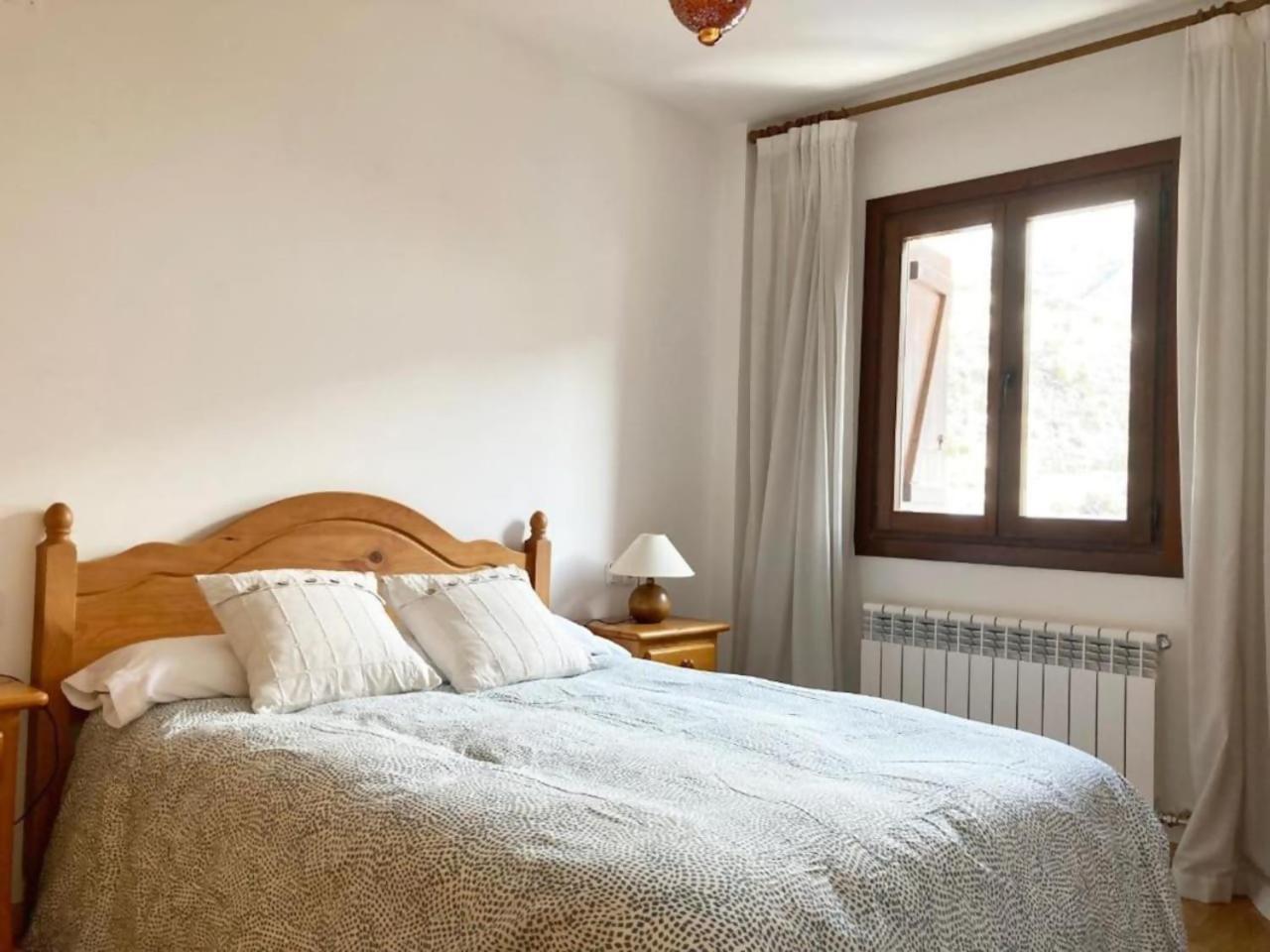 Apartamento Tarmanones Escarrilla Luaran gambar