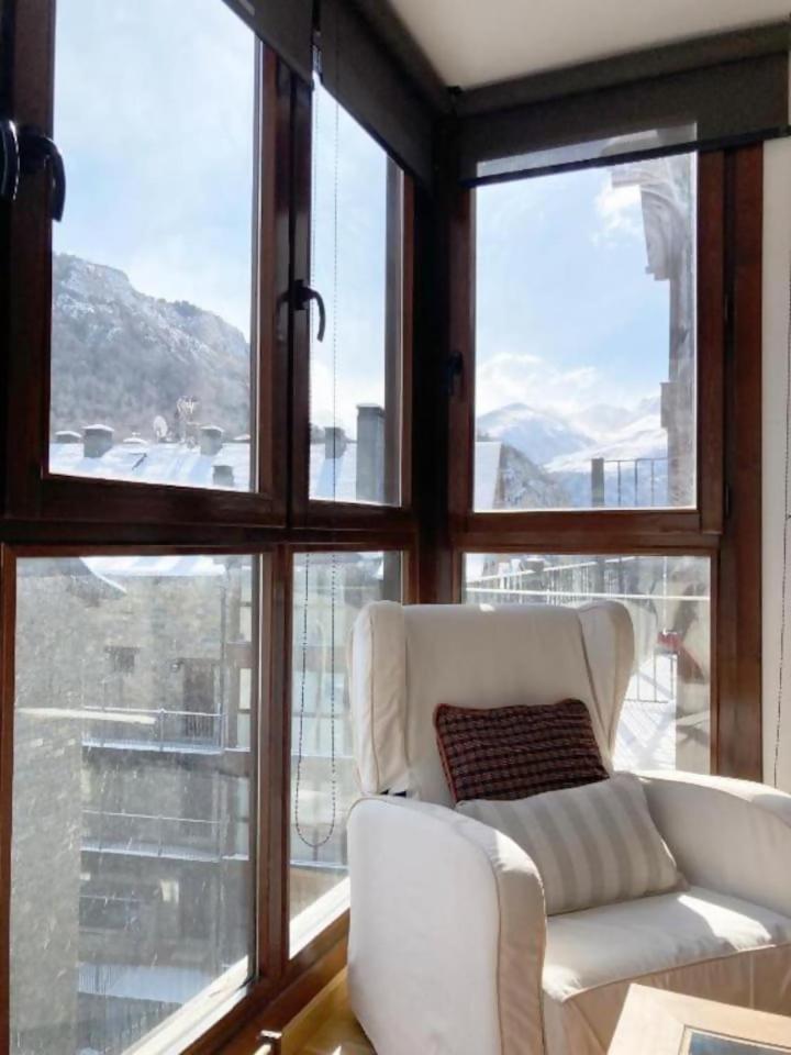 Apartamento Tarmanones Escarrilla Luaran gambar
